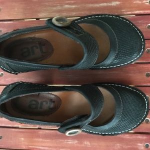 The Art Company Mary Jane shoes made in Spain